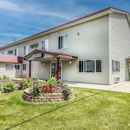 Fergus Inn Fergus Falls Bagian luar foto